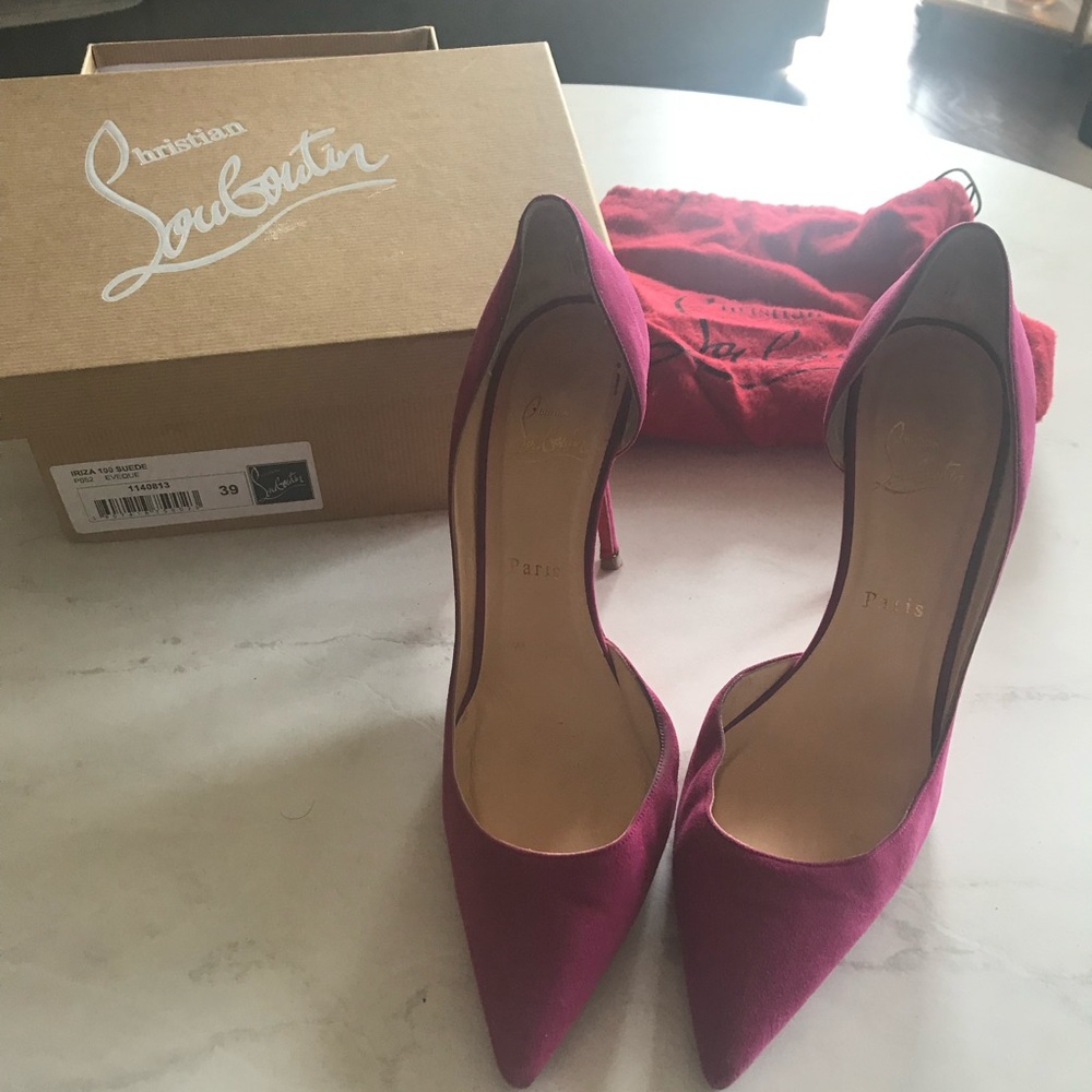 Sold.!!!! Christian Louboutin